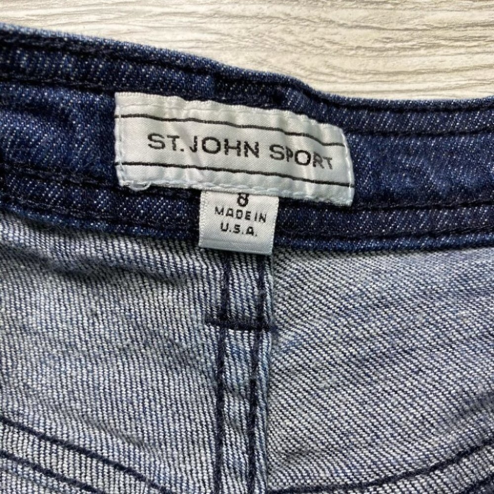 St. John Sport Denim Capris - Picture 3 of 10